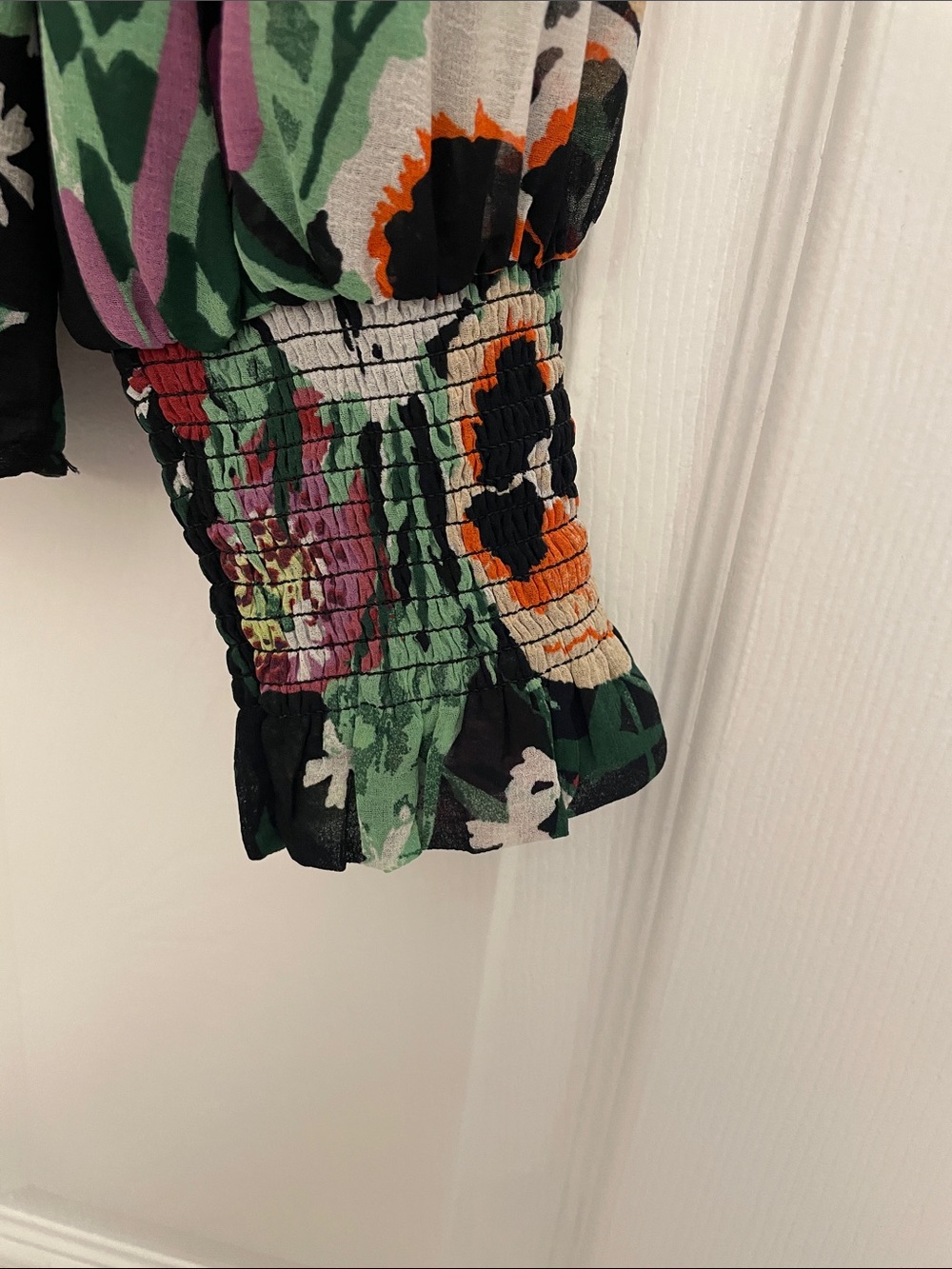 Anthropologie Floral  Blouse in Black and Green - Picture 2 of 6